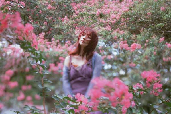 にしな、25年4月に東京国際フォーラムで自身最大規模のワンマンライブを開催