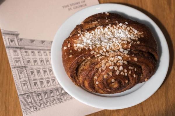 「北欧展 2024」5つ星ホテルのシナモンロール＆妖精の工芸品、ジェイアール名古屋タカシマヤで