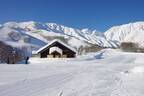 長野県・北尾根高原テラス「八方こたつカフェ」雪降る360度絶景スポットでスイーツ＆ドリンク