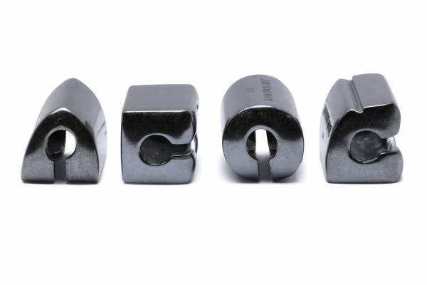 ジャムホームメイド“血液型イニシャル”のネックレス、鏡面仕上げ＆経年変化楽しむシルバー925で