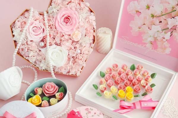 フラワーショップ・カレンド「スイートピー」着想の25年バレンタインチョコ、華やかなイエローカラーで