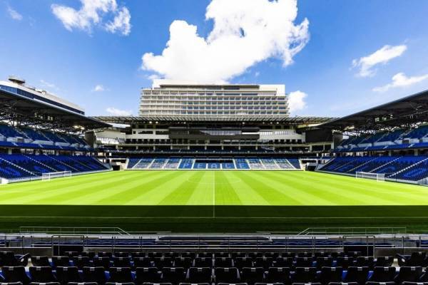 「長崎スタジアムシティ」約80店舗、新サッカースタジアム＆客室から試合を見られるホテルも