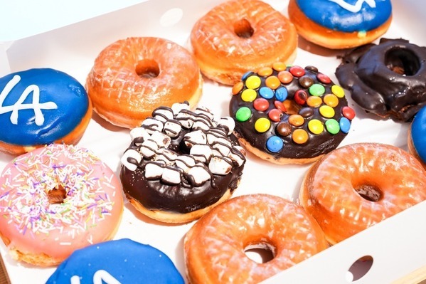 「ランディーズドーナツ」LA発ドーナツショップが東京・代官山に！カスタード入り“青空”着想ドーナツも