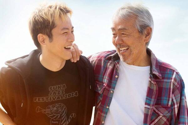 映画『父と僕の終わらない歌』寺尾聰×松坂桃李、アルツハイマーの父と息子が追う夢“奇跡の実話”をもとに