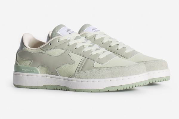 メゾン キツネ“フォックス”モチーフの25年春夏スニーカー、パステルグリーンやビタミンカラーの新色
