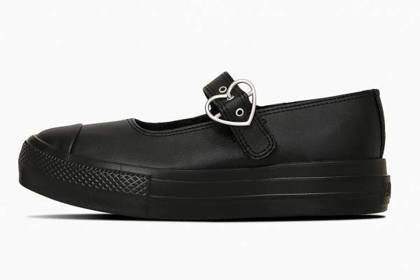 コンバース25年春夏ウィメンズシューズ、“ハート型バックル付き”厚底メリージェーン