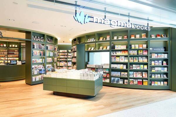 丸善ジュンク堂書店の新業態「マグマブックス」本と出会う編集型書棚や半個室を備えた体験型店舗