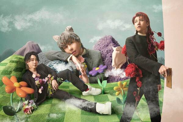 Mrs. GREEN APPLEのベストアルバム『10』平成デザインのCDプレーヤー＆ヘッドホンも