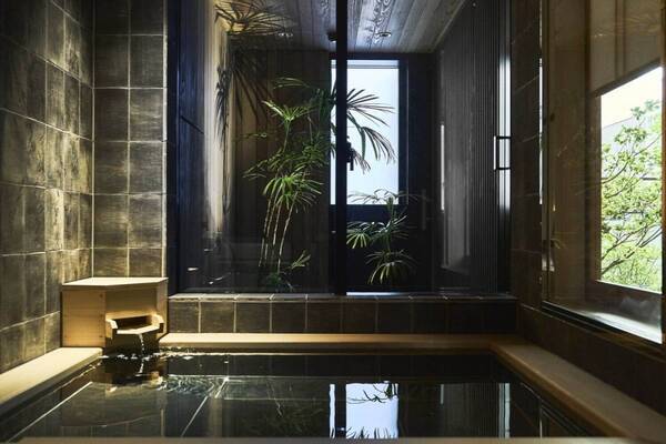 高級温泉旅館「ふふ 東京 銀座」“熱海から運んだ”天然温泉付き客室＆四季の食材楽しむ日本料理