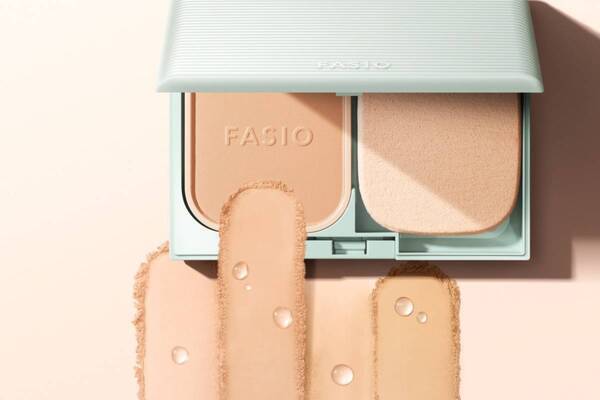 ファシオ25年夏ベースメイク、“厚塗り感ゼロ！”ひと塗りで美肌をキープする新パウダーファンデーション