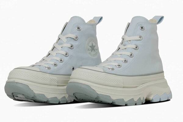 コンバースの厚底スニーカー「トレックウエーブ」“苺チョコ＆シャーベットアイス”着想のスイーツカラー