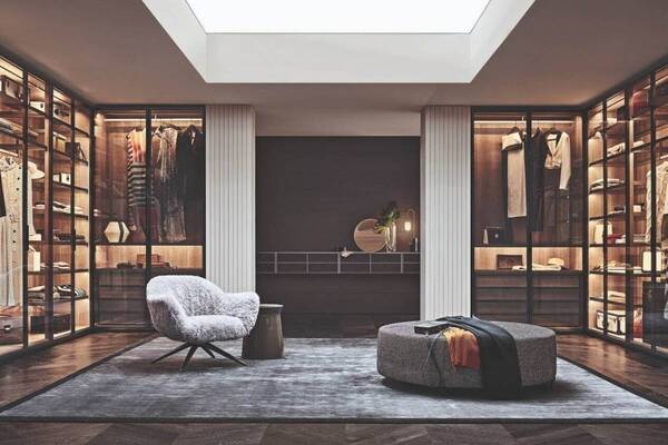 伊インテリアブランド「ポリフォーム」日本初店舗が東京・青山に、オーダーメイドのシステム収納や家具