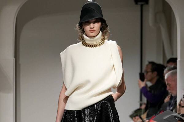 ハルノブムラタ 2025-26年秋冬コレクション - 速度を纏うエレガンス