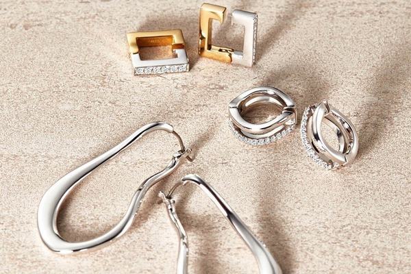 ヴァンドームブティック「春の庭」着想アクセサリー、ぷっくりリングや“恵みの雨”イメージのネックレス