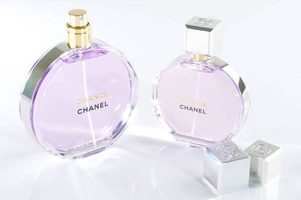 シャネル2025年夏コスメ、人気フレグランス「チャンス」に“ヴァイオレットカラー”の新作