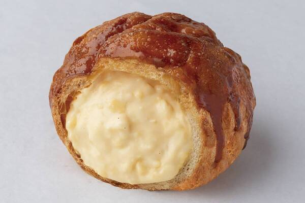 ビアードパパ新作「カスタードプリンシュー」ほろ苦カラメルの“カリカリ”生地×プリン入りクリーム