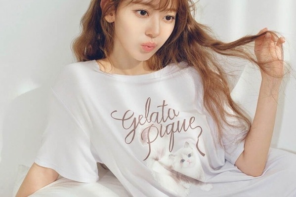 ジェラート ピケ「甘える猫」のルームウェア、ネコの総柄ワンピース＆リボン連ねたサテンキャミソール