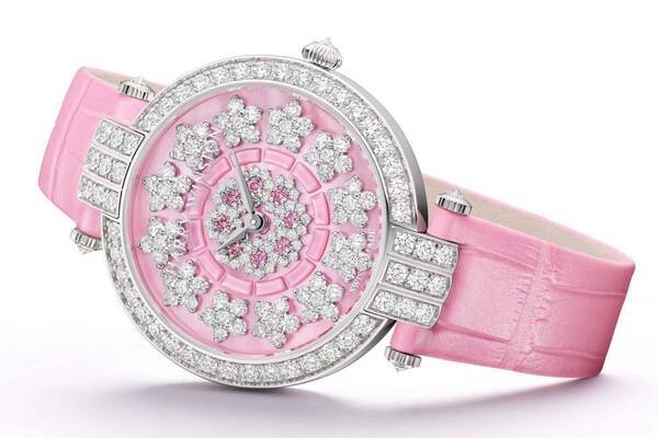 ハリー・ウィンストン“ひまわり”着想の腕時計、約120個のダイヤモンド装飾＆花型ダイヤル