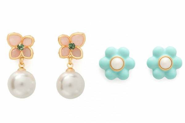 ケイト・スペード“淡いピンクのフラワー”主役のパールジュエリー＆ぷっくり花びらピアスなど