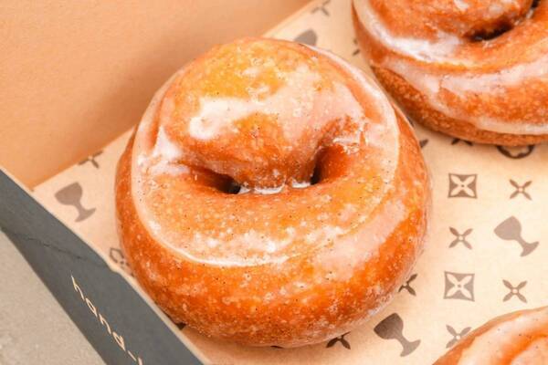 ハワイ発「ホーリー・グレイル・ドーナツ」日本初上陸へ、“バニラ香る”揚げたてタロイモドーナツなど