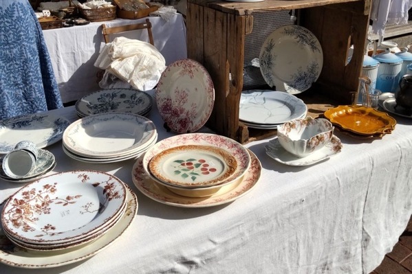 “西日本最大級”福岡の屋外マーケット「門司港グランマーケット」雑貨やインテリア、北九州グルメも