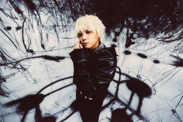 秋山黄色の新曲「INSOMNIA」デビュー5周年イヤーの幕開けを飾る楽曲