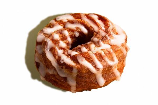 フレンチクルーラー専門店「フレクルドーナツ」虎ノ門ヒルズに限定オープン、ふんわり軽いシュガードーナツ