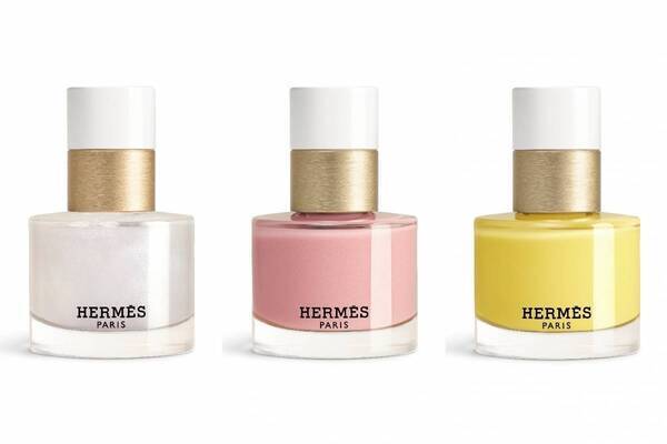 エルメス25年夏ネイル「レ マン エルメス」柔らかピンク＆ミントグリーンなどのパステルカラー