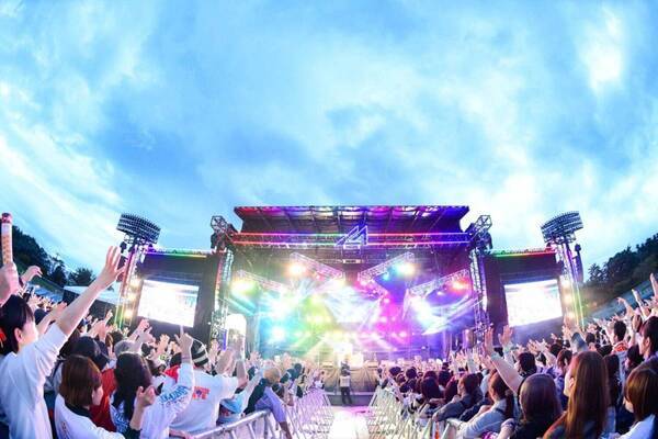 音楽フェス「ライブアヅマ 2025」福島あづま球場で開催、出演者＆チケット情報