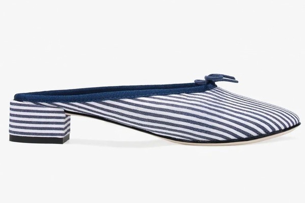 レペット“夏のストライプ柄”ミュールやフラットシューズ、煌めくメタリックカラーサンダルも