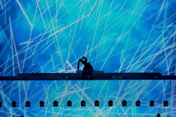 Ado伝説のワンマンライブ「心臓」劇場版映画として2週間限定で上映