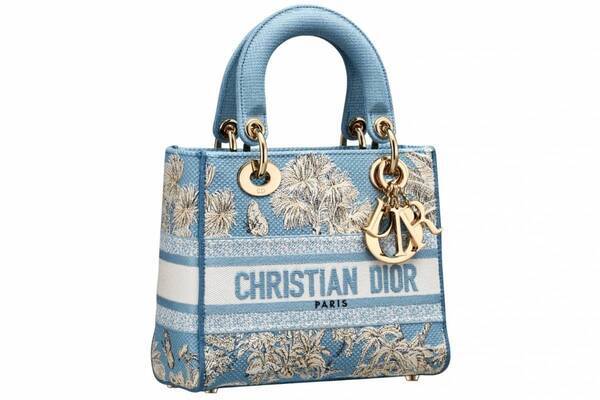 ディオール「ディオリビエラ」“トワル ドゥ ジュイ”のパームツリー刺繍バッグやシルクスカーフ