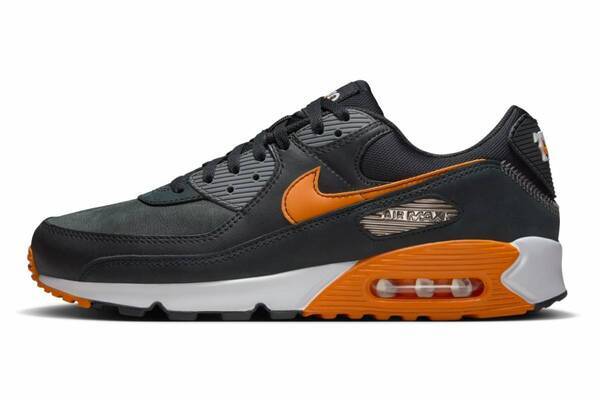ナイキ「エア マックス 90」スニーカーが黒＆オレンジの読売ジャイアンツカラーに
