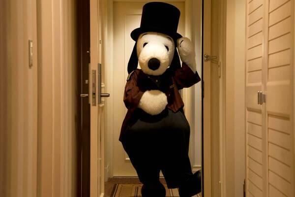 帝国ホテル 大阪「ドアマン・スヌーピー」と会える宿泊プラン、“すぬーパン”付き朝食やグリーティングも
