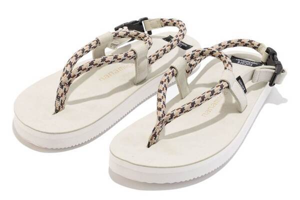 ナナミカ×スイコック“草履”風コラボサンダル、暗闇で光るリフレクターを編み込んだコードアッパー