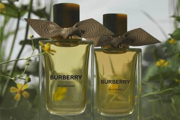 「バーバリー シグネチャー」25年秋フレグランス、砂漠の薔薇＆朝の光差し込むマリーゴールドの香り