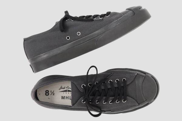 コンバースのスニーカー「ジャックパーセル」MHL.コラボの“洗練ワントーン”アッパー