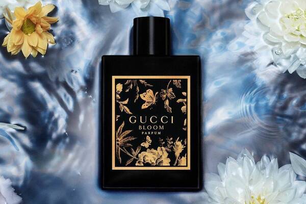 グッチ“芳醇な白い花々”のアイコン香水「グッチ ブルーム パルファム」バニラ＆アンバーの甘美な香り