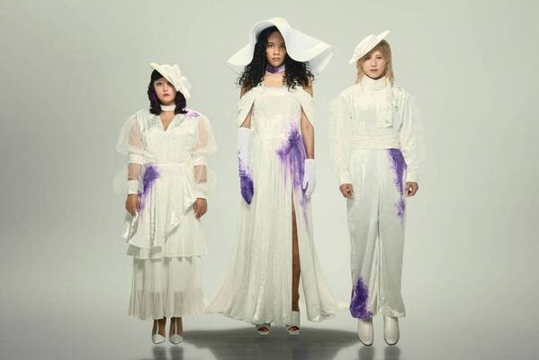 女王蜂のライブ「蜂月蜂日～08～」東京・Zepp 羽田で、毎年“蜂の日”に行われる恒例の単独公演