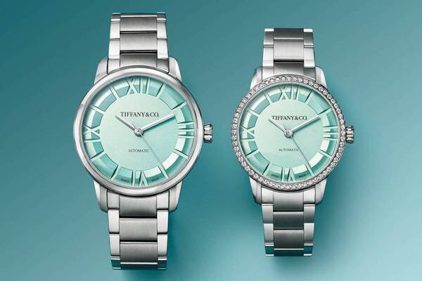 「ティファニー アトラス」ウォッチ、“まるで彫刻”ローマ数字施したティファニーブルー文字盤
