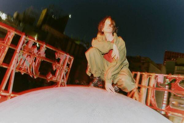 米津玄師の新曲「IRIS OUT」劇場版アニメ『チェンソーマン レゼ篇』主題歌に