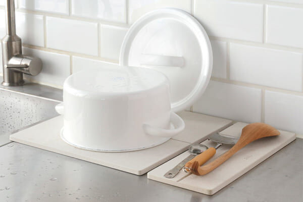 水切りカゴのない生活でシンク周りをミニマルに 代用品とみなさんの実例集をご紹介します 18年7月13日 ウーマンエキサイト 1 4