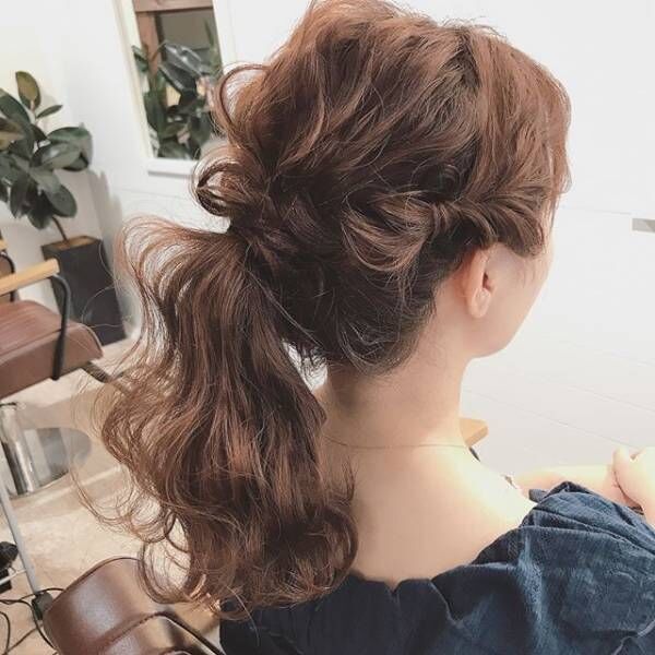 秋のまとめ髪 お出かけ パーティーにピッタリなヘアアレンジ特集 ウーマンエキサイト 1 4