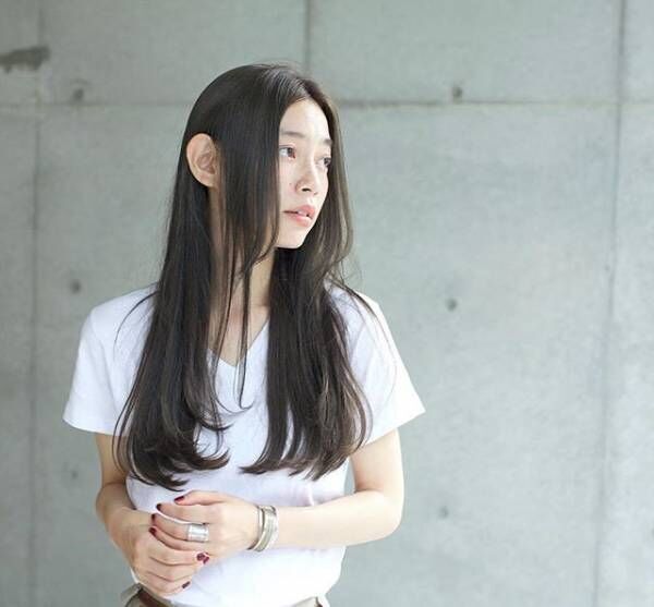 一番大人っぽく見える前髪スタイル センターパーツヘアで女優さん風の雰囲気に ウーマンエキサイト 3 5