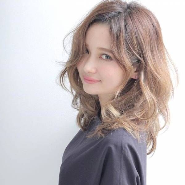 愛されムードのある束感スタイル 色気のある大人女性に変身しよう ウーマンエキサイト 1 4