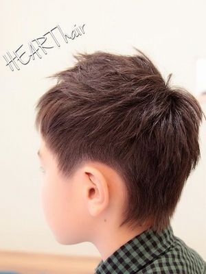 キッズヘアカタログ 男の子のトレンドの髪型をご紹介します ウーマンエキサイト 2 11