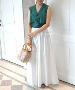 グリーンのトップスで夏を彩ろう 大人可愛いコーデをご紹介します 18年6月17日 ウーマンエキサイト 1 4