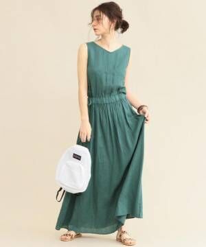 今年らしさはアースカラーで おしゃれなワンピースコーデ特集 19年8月22日 ウーマンエキサイト 1 4