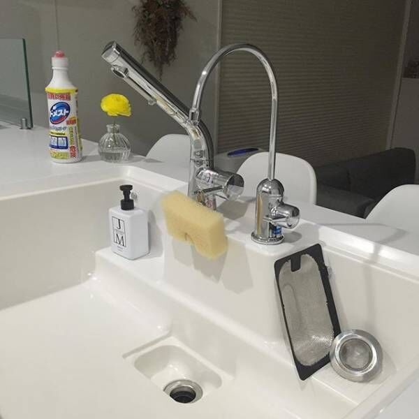 使いやすくシンプルに シンクの洗剤やスポンジ収納はコレがおすすめ 年2月4日 ウーマンエキサイト 1 3