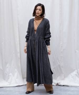 最新 オールシーズン使える ガウンワンピースの季節別コーデまとめ 年1月31日 ウーマンエキサイト 6 11